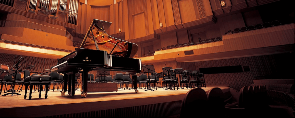 Yamaha CFX series